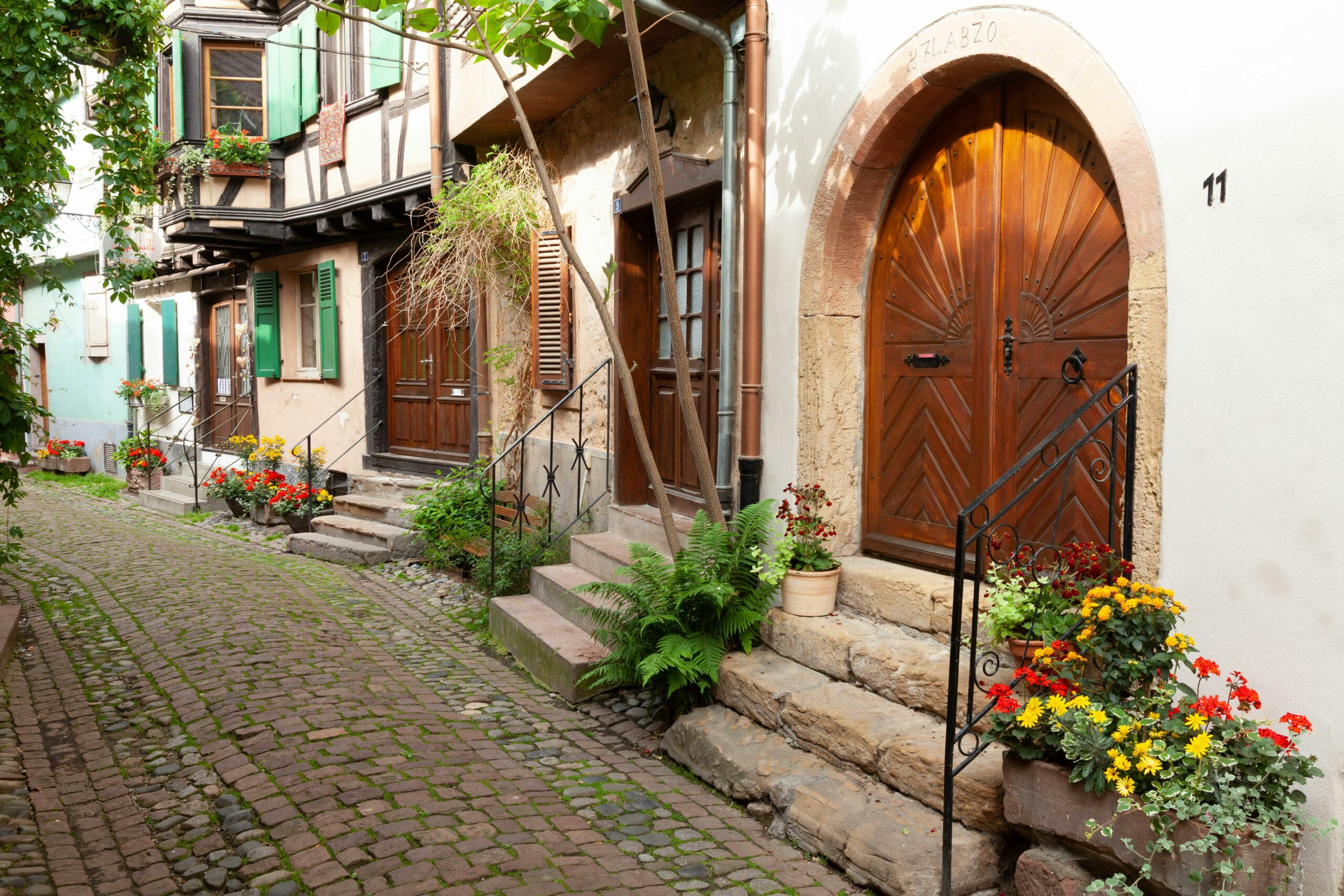 Eguisheim centre-ville - plus beaux villages d'Alsace